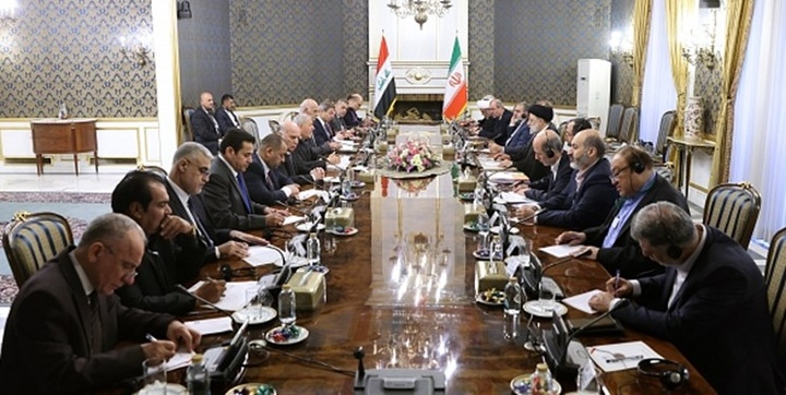 نشست مشترک هیئتهای عالیرتبه ایران و عراق برگزار شد/ تاکید رئیسی بر گسترش همکاریهای امنیتی دو کشور نشست مشترک هیئتهای عالیرتبه ایران و عراق برگزار شد/ تاکید رئیسی بر گسترش همکاریهای امنیتی دو کشور