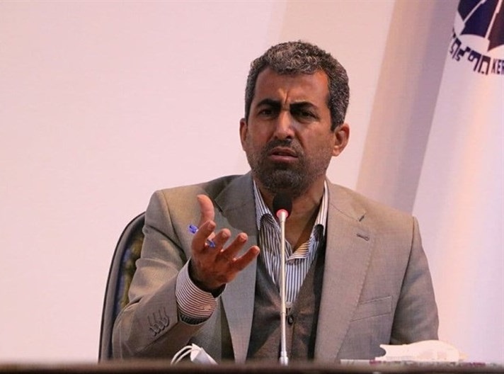 پورابراهیمی: رئیس مجلس دریافت ۷۰ خودروی شاسیبلند توسط برخی نمایندگان مجلس را شفافسازی کند
 پورابراهیمی: رئیس مجلس دریافت ۷۰ خودروی شاسیبلند توسط برخی نمایندگان مجلس را شفافسازی کند