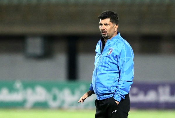 حسینی: از عزیزانی که در روزهای سخت تنهایم نگذاشتند، تشکر میکنم/ فریب شکست 4 گله نساجی را نمیخوریم حسینی: از عزیزانی که در روزهای سخت تنهایم نگذاشتند، تشکر میکنم/ فریب شکست 4 گله نساجی را نمیخوریم