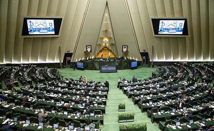 نیک بین: عفاف و حجاب فقط برای زنان نیست و برای مردان هم واجب است نیک بین: عفاف و حجاب فقط برای زنان نیست و برای مردان هم واجب است