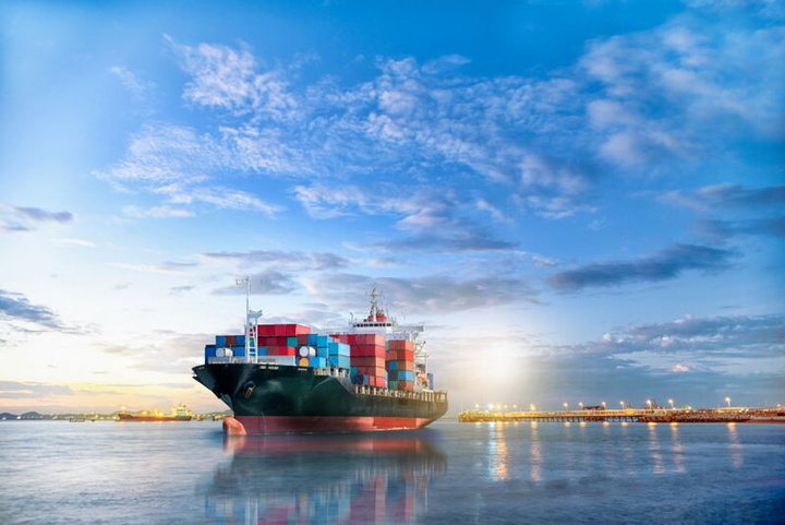 درآمد هنگفتی که به جای خزانه به جیب مناطق آزاد میرود درآمد هنگفتی که به جای خزانه به جیب مناطق آزاد میرود