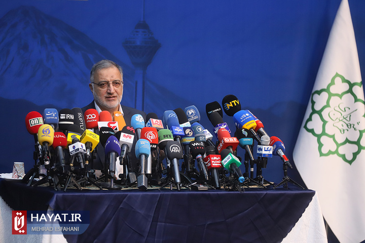 برگزاری نشست خبری شهردار تهران با خبرنگاران