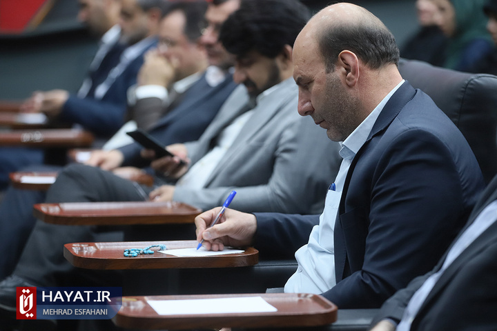برگزاری نشست خبری شهردار تهران با خبرنگاران