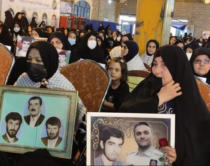 خاطرات خاکریز در لرستان/ یادواره ۶۴۵ شهید دورود برگزار شد+ تصاویر