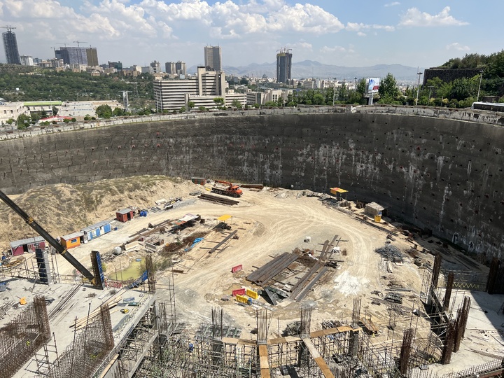 برج میلاد ایمن سازی شد اما فکری به حال رفع گود نشد/ مدیران شهری فکری کنند
 برج میلاد ایمن سازی شد اما فکری به حال رفع گود نشد/ مدیران شهری فکری کنند
