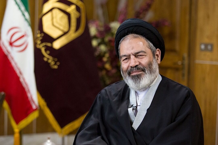 در سرزمین وحی آیاتی متناسب با نیاز زائران بخوانید در سرزمین وحی آیاتی متناسب با نیاز زائران بخوانید