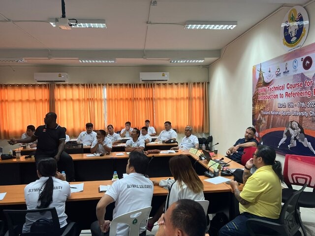 کمیل قاسمی مدرس اتحادیه جهانی کشتی شد کمیل قاسمی مدرس اتحادیه جهانی کشتی شد