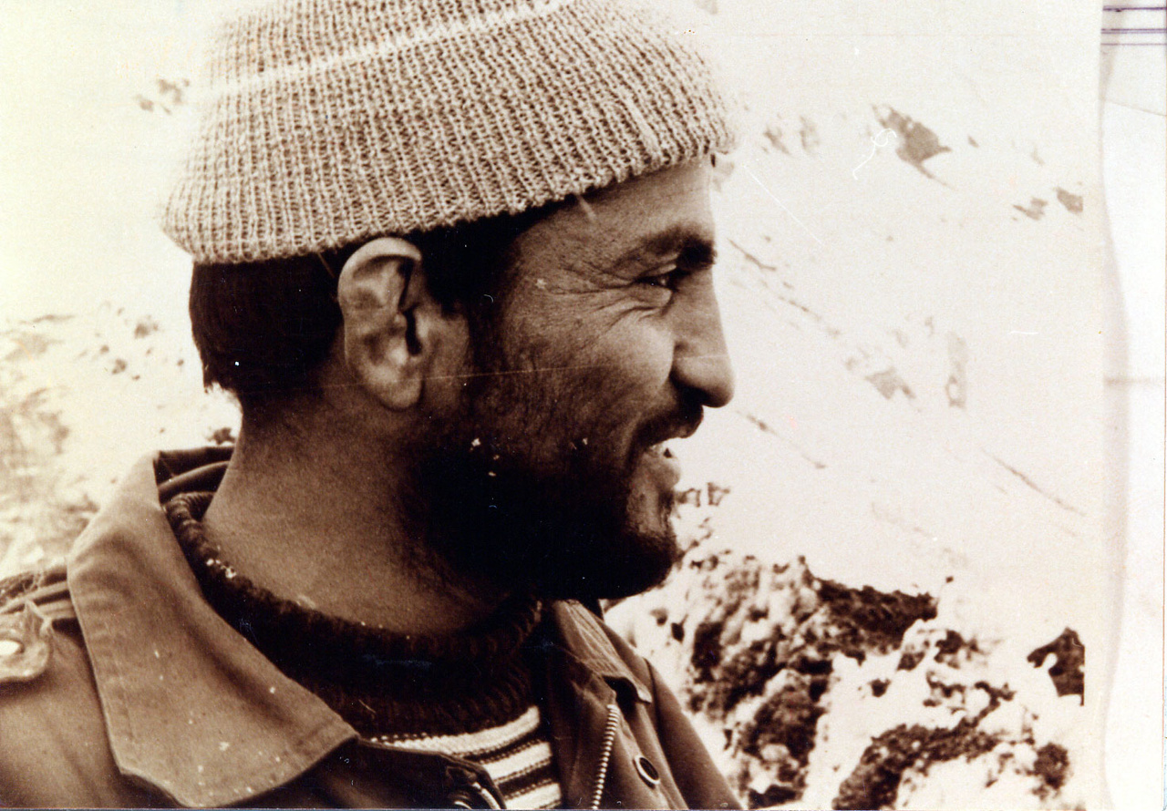 روایت تصویری زندگی شهید «حسین قُجه ای»