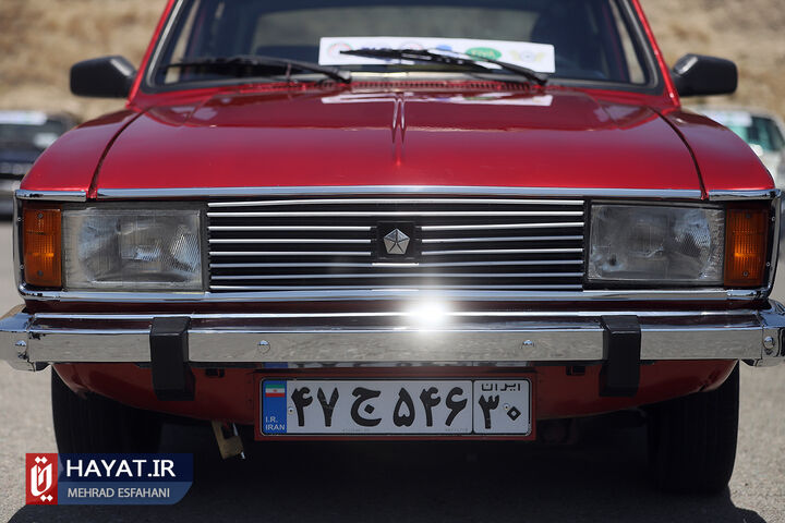 جشن تولد خودروی پیکان در برج میلاد تهران