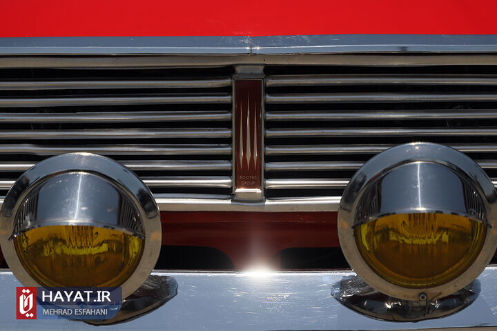 جشن تولد خودروی پیکان در برج میلاد تهران