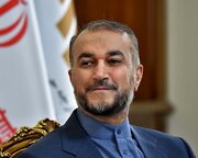 نشست فراکسیون انقلاب اسلامی امروز با حضور وزیر امور خارجه برگزار می شود