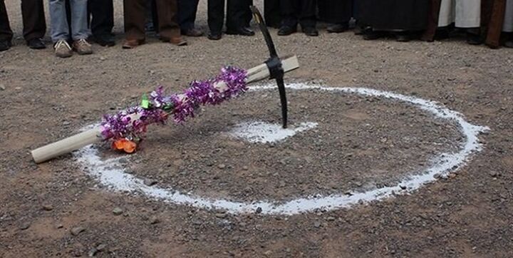 طرح نهضت ملی مسکن در شیروان، هنوز لَنگ تأمین زمین است/ آقای استاندار سری به شهرتان بزنید! طرح نهضت ملی مسکن در شیروان، هنوز لَنگ تأمین زمین است/ آقای استاندار سری به شهرتان بزنید!