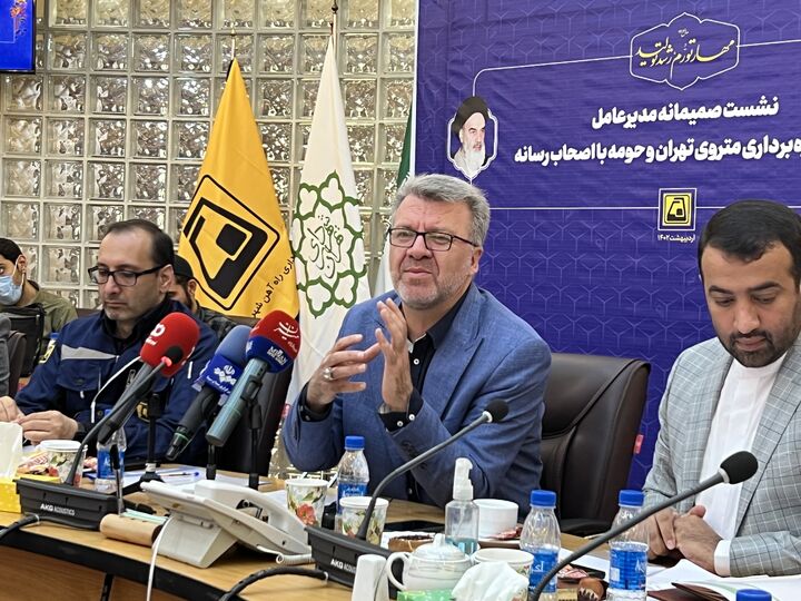 سرویسدهی رایگان سه ایستگاه مترو به جاماندگان اربعین سرویسدهی رایگان سه ایستگاه مترو به جاماندگان اربعین