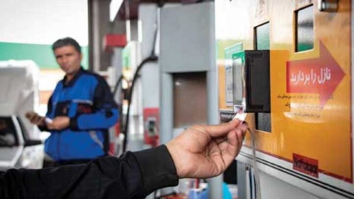 شرکت‌های پرداخت الکترونیک نمی توانند از پمپ بنزین‌ها کارمزد تراکنش بگیرند