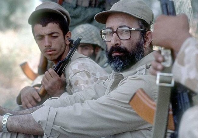 خاکریزهای جنوب و غرب؛ صندلی دانشگاه «شهدای نخبه»