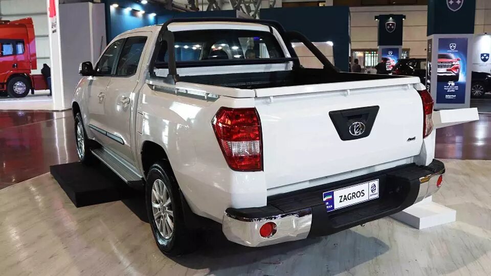 بازارسازی نان و آب دار یک خودروساز