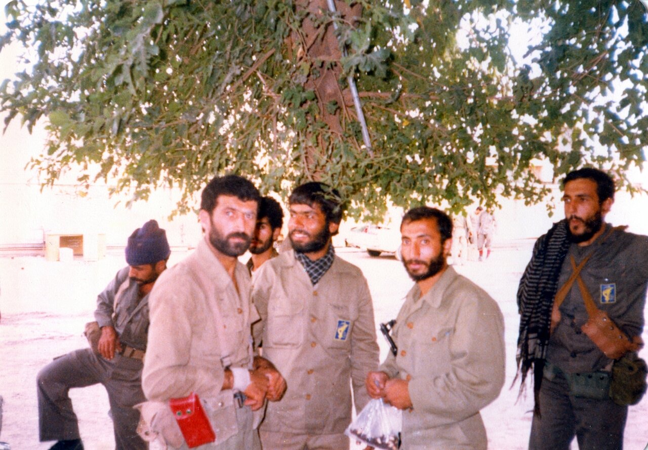 روایت تصویری زندگی شهید«اصغر وصالی»