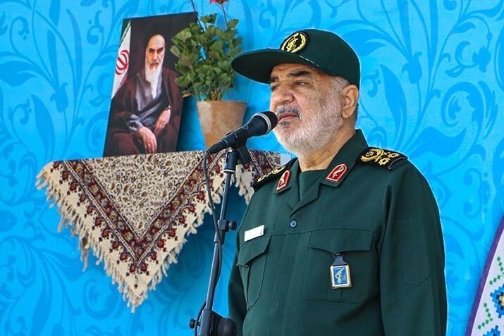 سرلشکر سلامی: آمریکاییها هنوز سیلی نهایی را از ایران نخوردهاند سرلشکر سلامی: آمریکاییها هنوز سیلی نهایی را از ایران نخوردهاند