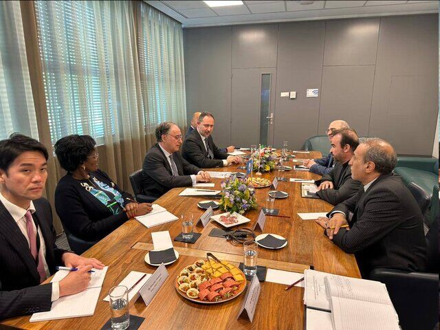 معاون وزیر خارجه: ایران بزرگترین کشور قربانی سلاح شیمیایی در تاریخ معاصر است معاون وزیر خارجه: ایران بزرگترین کشور قربانی سلاح شیمیایی در تاریخ معاصر است