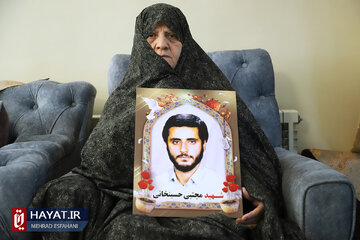 تصاویر/ دیدار و گفتگو با مادر شهید مجتبی حسینخانی