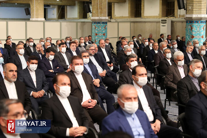 دیدار رهبر معظم انقلاب با مسئولان وزارت امور خارجه و سفیران جمهوری اسلامی ایران
