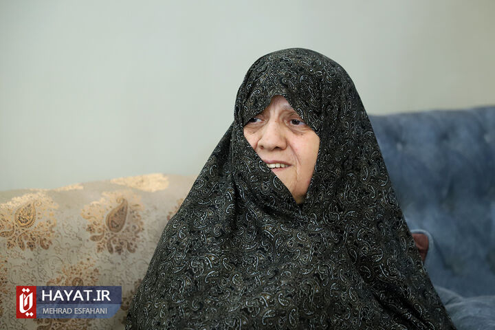 دیدار و گفتگو با مادر شهید مجتبی حسین خانی
