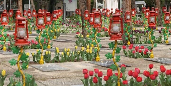 تردد روان در محور بهشت زهرا/حضور گلفروشان ممنوع شد تردد روان در محور بهشت زهرا/حضور گلفروشان ممنوع شد