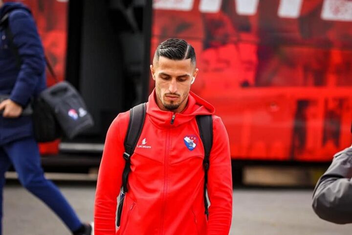 مدیون پرسپولیس هستم/ از استقلال و هوادارانش عذرخواهی می کنم مدیون پرسپولیس هستم/ از استقلال و هوادارانش عذرخواهی می کنم