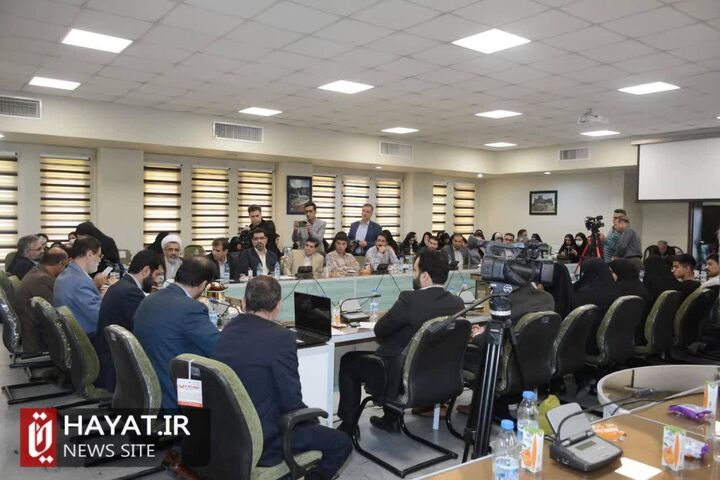 سید امیر حسین قاضی زاده هاشمی