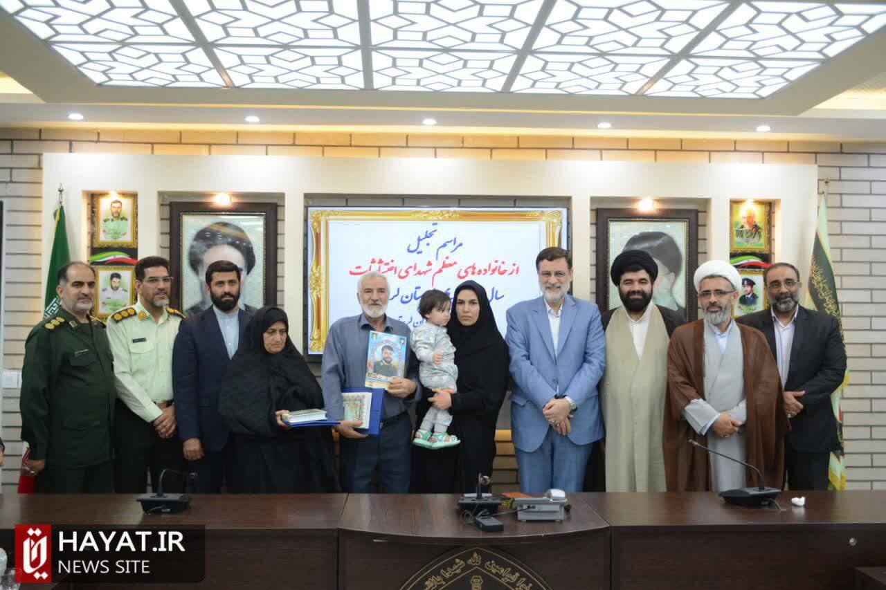 شهدای امنیت مظلوم واقع شده اند/ جامعه نسبت به قهرمانان خود بی تفاوت نیست