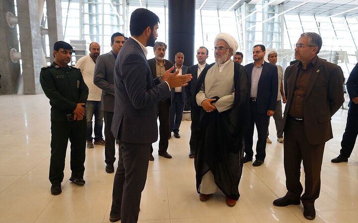 نماینده ولی فقیه در هرمزگان: ساخت ترمینال جدید فرودگاهی کیش نتیجه اعتماد به جوانان است نماینده ولی فقیه در هرمزگان: ساخت ترمینال جدید فرودگاهی کیش نتیجه اعتماد به جوانان است