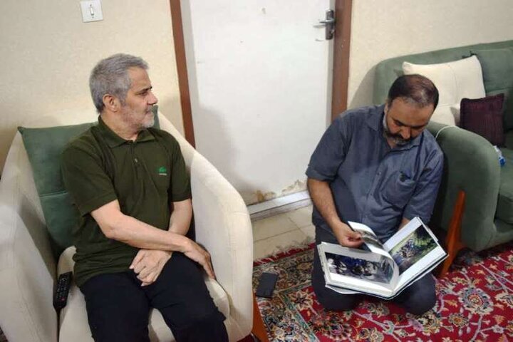 دیدار اعضای رویداد ملی «خانه‌ام خرمشهر» با رزمنده خرمشهری