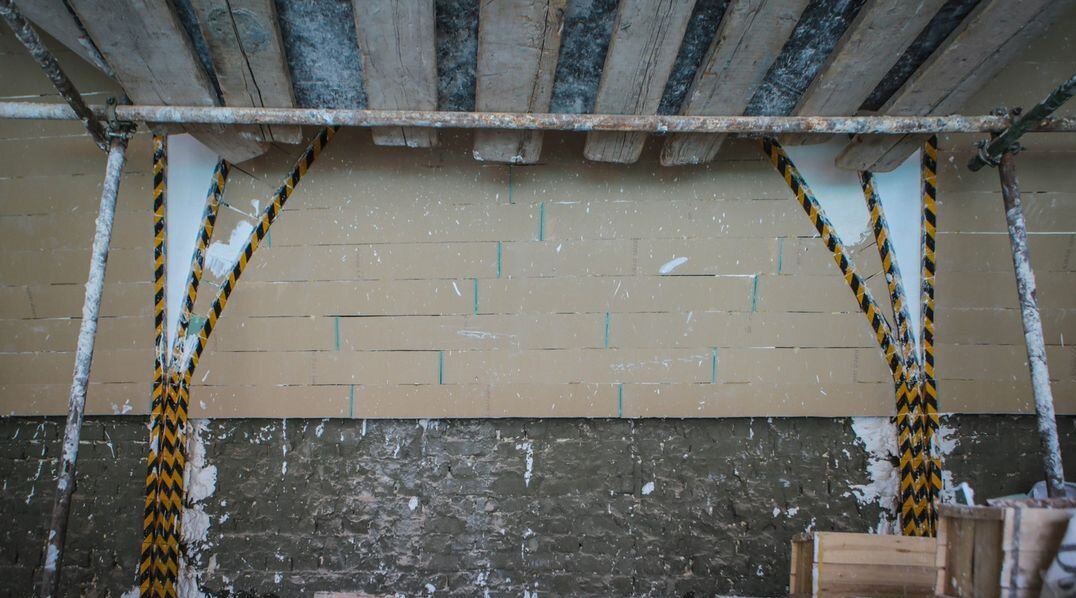 آغاز بازسازی قدیمیترین ورودی حرم حضرت عباس(ع) +عکس