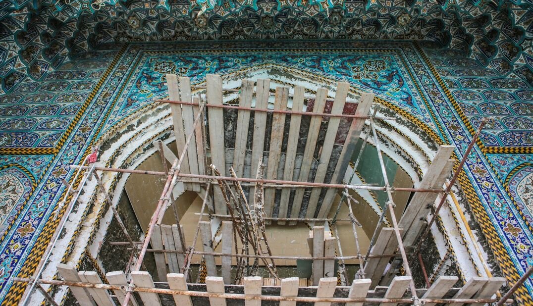 آغاز بازسازی قدیمی‌ترین ورودی حرم حضرت عباس(ع) +عکس