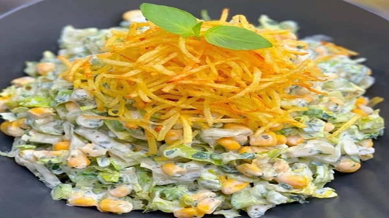 طرز تهیه سالاد خیار و ذرت
