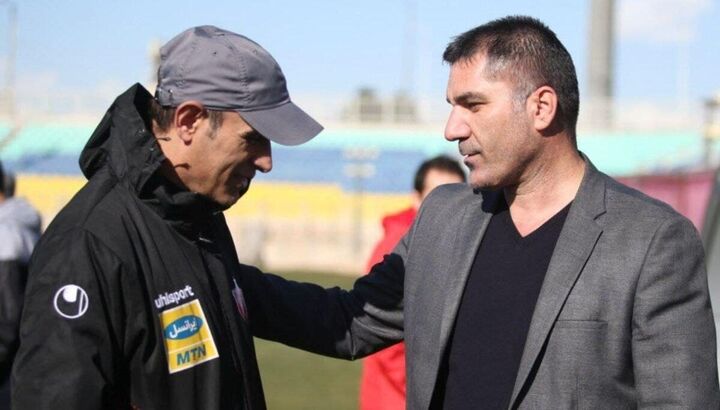 گلمحمدی حتماً فکری برای جانشین عبدی کرده که او را به تراکتور داده است/ نمیدانم چرا ورزشگاه آزادی را باز نمیکنند گلمحمدی حتماً فکری برای جانشین عبدی کرده که او را به تراکتور داده است/ نمیدانم چرا ورزشگاه آزادی را باز نمیکنند