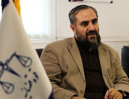 باید بین افرادی که مرتکب کشف حجاب میشوند تفاوت قائل شویم باید بین افرادی که مرتکب کشف حجاب میشوند تفاوت قائل شویم