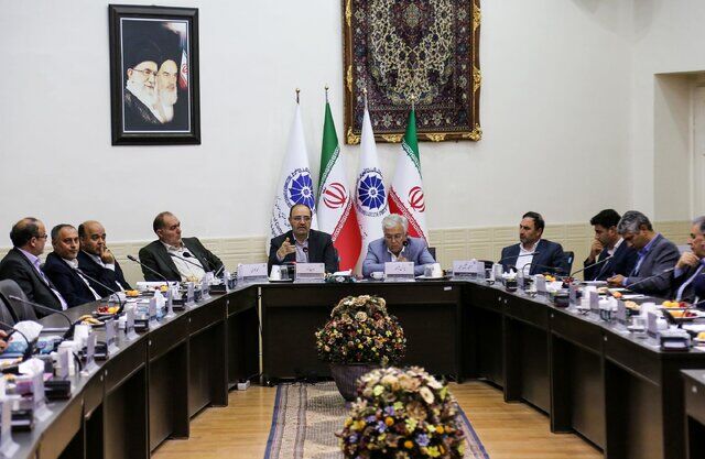 توان صادراتی آذربایجان شرقی بیش از ۲ میلیارد دلار است توان صادراتی آذربایجان شرقی بیش از ۲ میلیارد دلار است