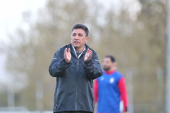 انتقاد قلعهنویی از ملیپوشان در تمرین امروز انتقاد قلعهنویی از ملیپوشان در تمرین امروز