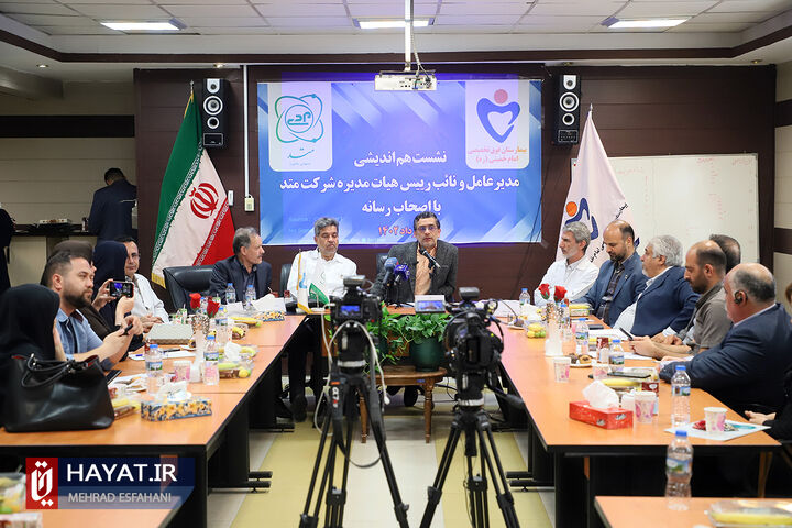 نشست هم اندیشی مدیرعامل و نایب رئیس هیئت مدیره شرکت متد با اصحال رسانه