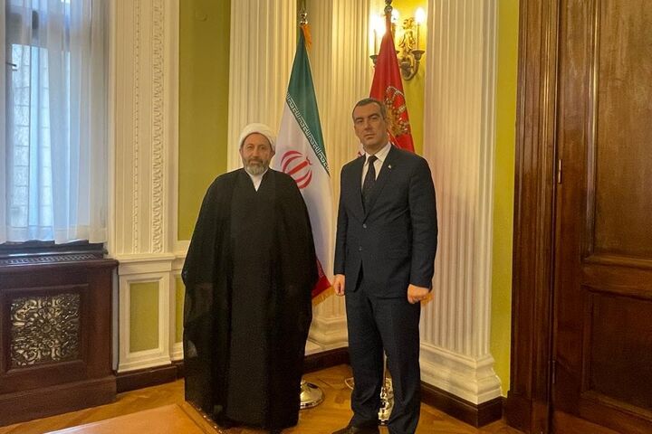 حرفهای زیادی برای روشن شدن نقش دین و تأثیر آن در آینده جهان وجود دارد حرفهای زیادی برای روشن شدن نقش دین و تأثیر آن در آینده جهان وجود دارد