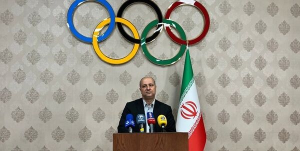 هاشمی: سرمربیان و رؤسای فدراسیونها معادل بالاترین مدال پاداش میگیرند/ ۶ میلیارد به تیم امید کمک کردیم هاشمی: سرمربیان و رؤسای فدراسیونها معادل بالاترین مدال پاداش میگیرند/ ۶ میلیارد به تیم امید کمک کردیم