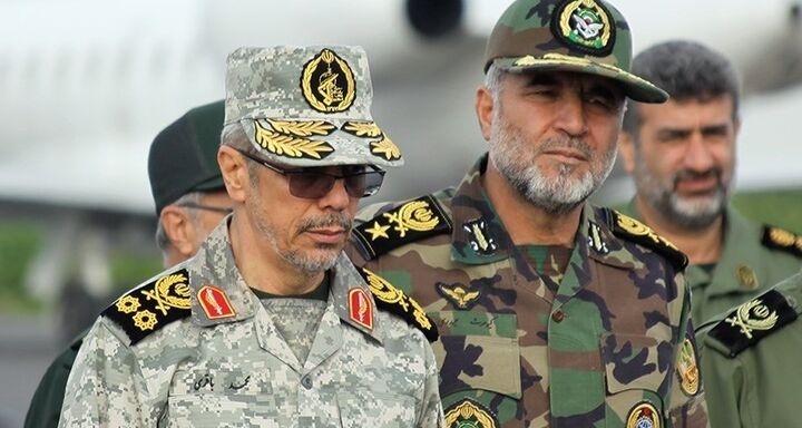 تأکید سرلشکر باقری به سفرا برای معرفی و به اشتراک گذاشتن توان دفاعی ایران تأکید سرلشکر باقری به سفرا برای معرفی و به اشتراک گذاشتن توان دفاعی ایران