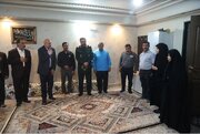 حضور رئیس مجلس در منزل شهید محمدمهدی احمدی