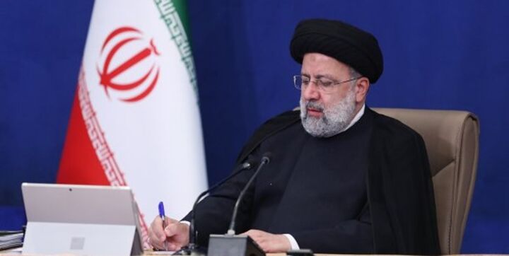 رئیسی: اجازه ندهیم نهضت عظیم مردمی 15 خرداد با روایتهای مجعول، مخدوش شود
 رئیسی: اجازه ندهیم نهضت عظیم مردمی 15 خرداد با روایتهای مجعول، مخدوش شود