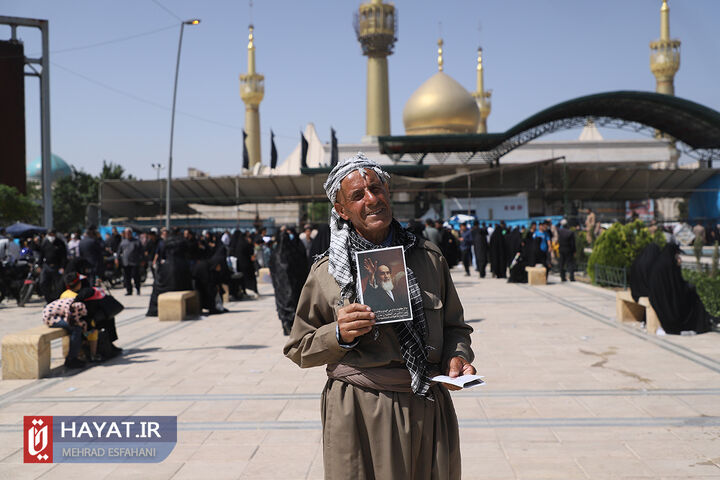 حضور پرشور مردم در مراسم سی و چهارمین سالگرد ارتحال امام خمینی (ره)