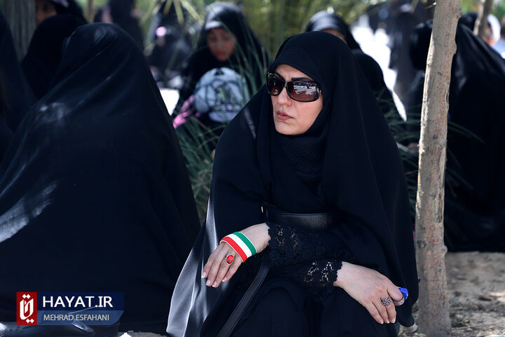 حضور پرشور مردم در مراسم سی و چهارمین سالگرد ارتحال امام خمینی (ره)