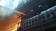 حریق در بازار سیدولی/ وسعت آتش به بیش از ۱۰۰۰ متر رسید/ مصدومیت یک آتش نشان