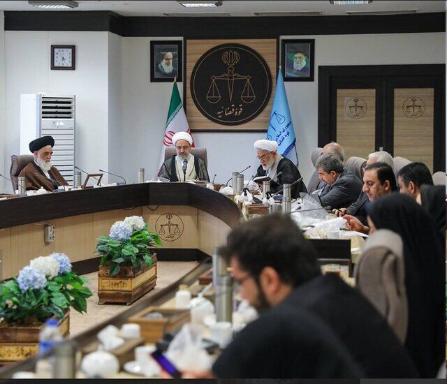 اجرای طرح نشان برای کادرسازی در دادگستریهای کشور اجرای طرح نشان برای کادرسازی در دادگستریهای کشور