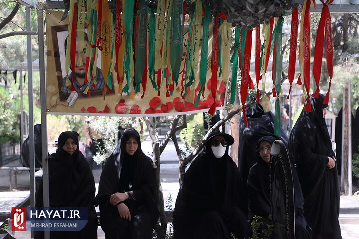 تشییع پیکر مطهر شهید فاطمیون محمد جعفری گنجی